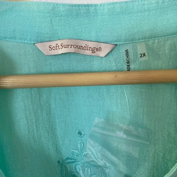 NWT soft surroundings 2X button down blouse roll tab sleeves aqua - Picture 2 of 10